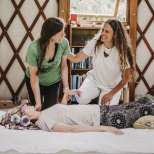 Experience the benefits of shiatsu massage with our comprehensive course in 2023.